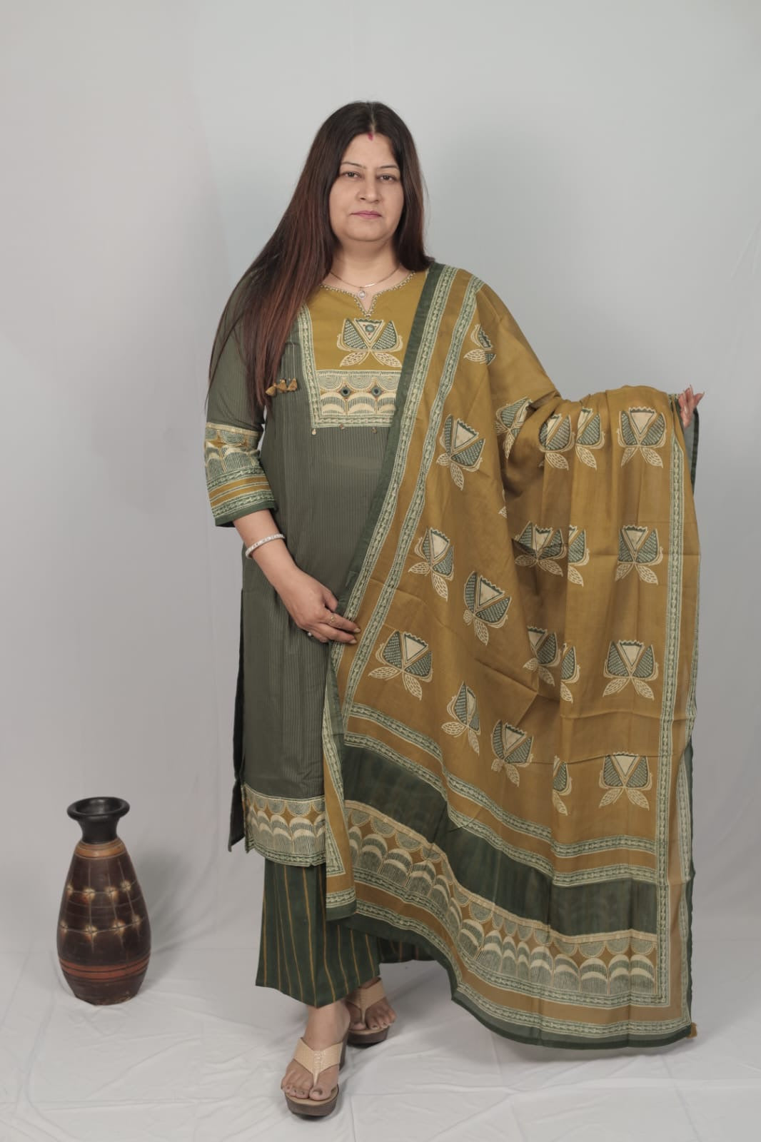 A LINE SIDE CUT PREMIUM COTTON- Mehendi Green